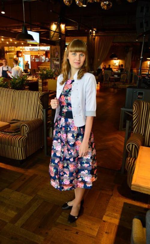 Привет привет!  Я не хожу к косметологам, тфу тфу тфу с кожей все в порядке у меня! 05