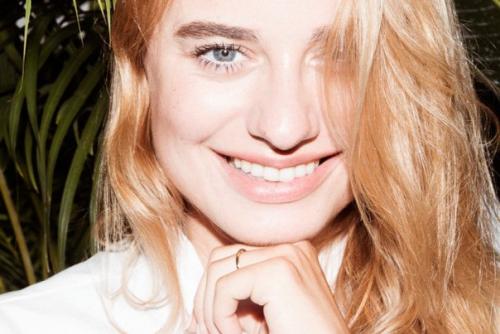 Sonyaesman. Как тебя зовут? 02