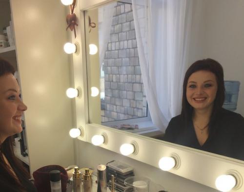 // Макияж для голубоглазой Виктории? 02