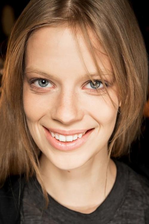 Голый, естественный макияж - одна из главных Beauty - тенденций этого лета. 04 Голый, естественный макияж - одна из главных Beauty - тенденций этого лета. 04