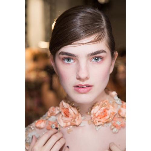 Модные тенденции в макияже осень - зима 2017-2018. 02