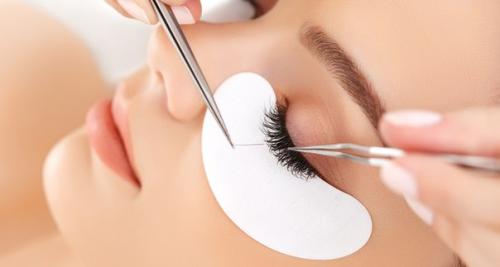 Визажист (опыт работы 5 лет), мастер по прическам: 04