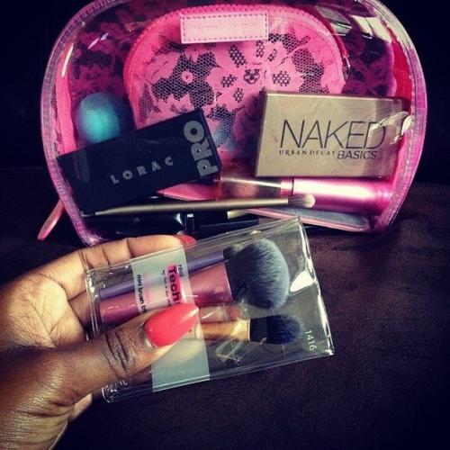 Real Techniques Mini Brush Trio набор из 3 мини кистей для макияжа? 01