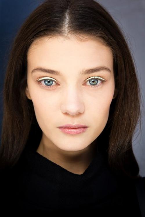 Голый, естественный макияж - одна из главных Beauty - тенденций этого лета. 03 Голый, естественный макияж - одна из главных Beauty - тенденций этого лета. 03