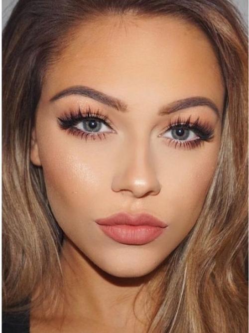 Модные тенденции в макияже осень - зима 2017-2018. 01