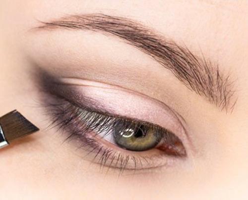 Как увеличить глаза с помощью макияжа. 05 Как увеличить глаза с помощью макияжа. 05