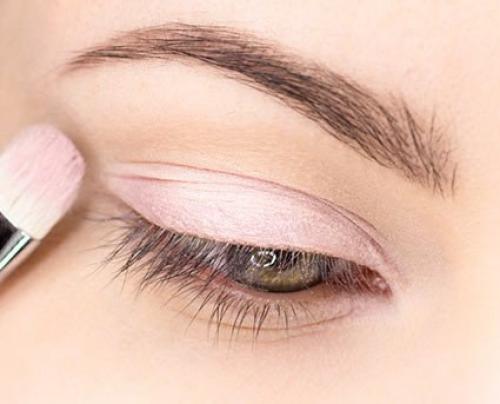 Как увеличить глаза с помощью макияжа. 01 Как увеличить глаза с помощью макияжа. 01