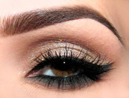 Красивый макияж для карих глаз. 01