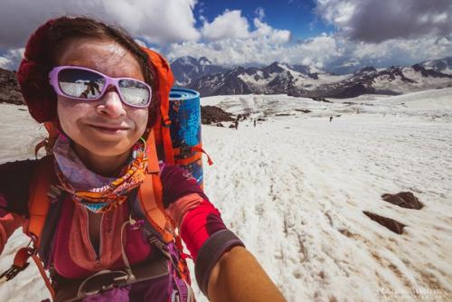… медленно вываливаюсь из сна: постепенно осознаю, что над нами Что-то бушует. 08