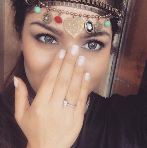 Elegant Kajal Sheetal (сурьма для глаз) с витамином Е. 01