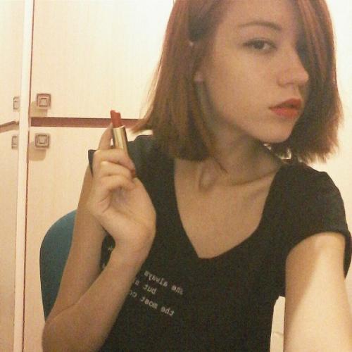 P L A T I N U M B E A U T Y. 02 P L A T I N U M B E A U T Y. 02