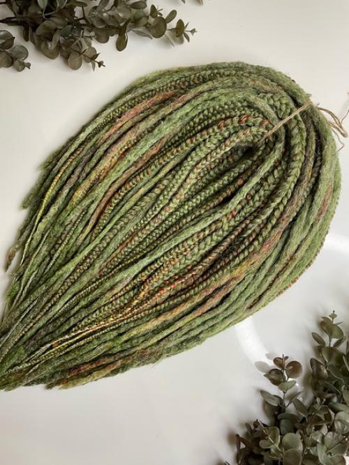 При покупке комплекта из наличия вплетение бесплатно. 02 При покупке комплекта из наличия вплетение бесплатно. 02