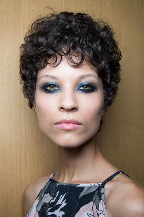 Как подобрать перманентный макияж глаз согласно особенностям своей внешности: 01 Как подобрать перманентный макияж глаз согласно особенностям своей внешности: 01