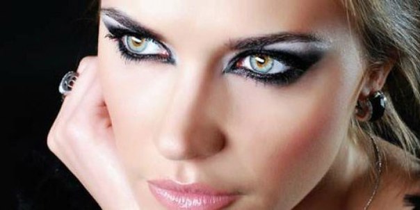 Как сделать правильный макияж глаз.