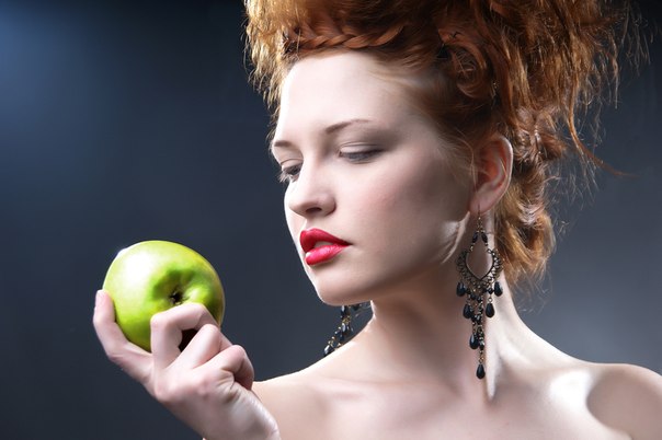 Елизавета. Это был обычный день выпускных работ в студии Бродвей.