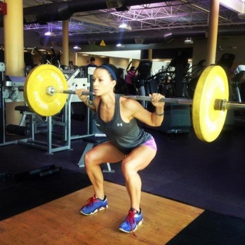 Грамотный присед! Чтобы был эффект, нужно выполнять все правильно? 01 Грамотный присед! Чтобы был эффект, нужно выполнять все правильно? 01