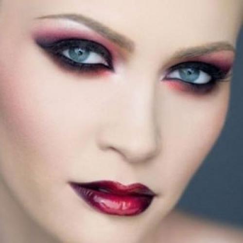 Макияж в бордовых тонах. 03