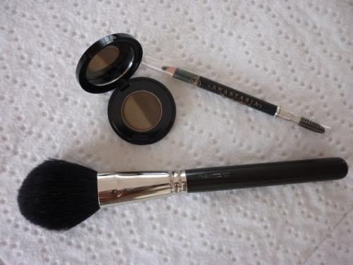 Всем привет!  Продам косметику так как нужны деньги! 06