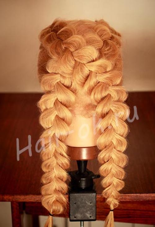 Как сделать косы в виде восьмерки. 04