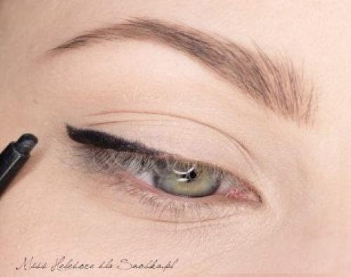 Урок вечернего макияжа глаз. 01