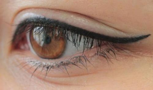 И снова запись на: 1. татуаж бровей, 2. стрелки классика, 3. губы - контур с растушевкой 2-3 мм. 02