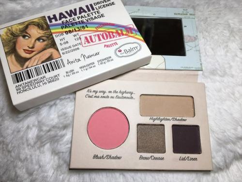 Новинка? Компактная палетка теней Autobalm - Hawaii The Balm для макияжа. 01 Новинка? Компактная палетка теней Autobalm - Hawaii The Balm для макияжа. 01