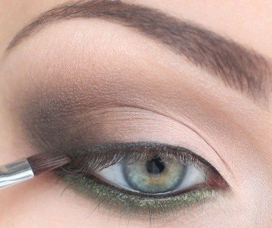 Пример Новогоднего дымчатого макияжа глаз). 04