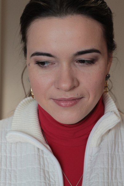 Бесплатный макияж победительнице Марии. Работать было очень легко и спокойно. 01