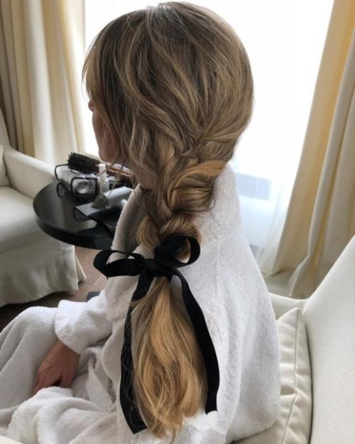 10 полусобранных причесок для ленивых дней, которые стоит взять на заметку. 03 10 полусобранных причесок для ленивых дней, которые стоит взять на заметку. 03