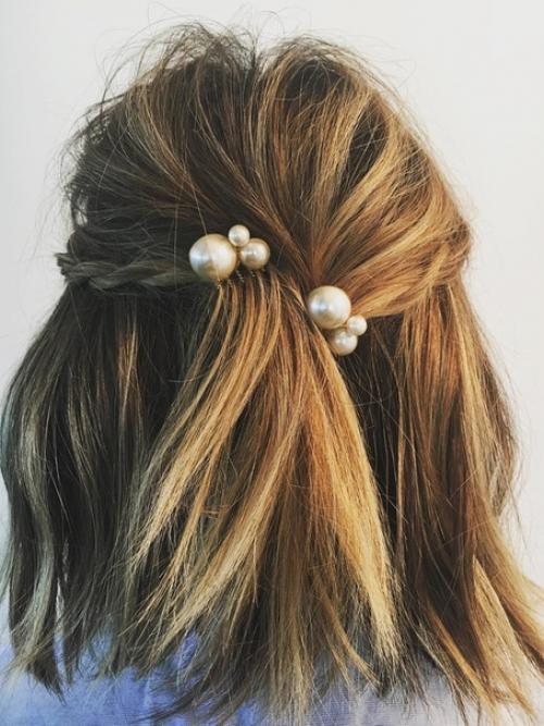 10 полусобранных причесок для ленивых дней, которые стоит взять на заметку. 02 10 полусобранных причесок для ленивых дней, которые стоит взять на заметку. 02