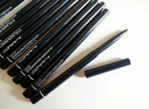 Механический выкручивающийся карандаш для век Mac. 04