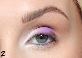 Вам понадобятся тени фиолетовых оттенков. 01 Вам понадобятся тени фиолетовых оттенков. 01