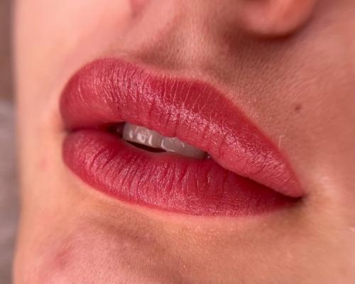 Дорогие девушки, хочу пригласить вас к себе моделью на перманентный макияж бровей и губ! 04