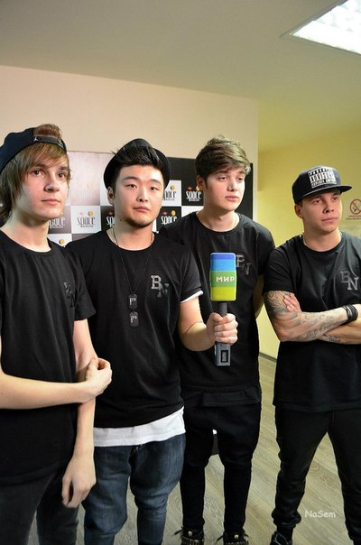 Парни из Mband о стереотипах и женской красоте. 01