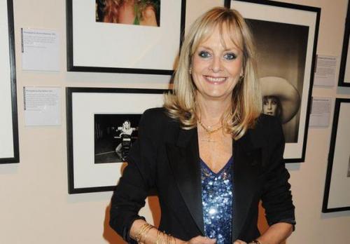 Ле?  Сли Хо?  Рнби (англ. 05