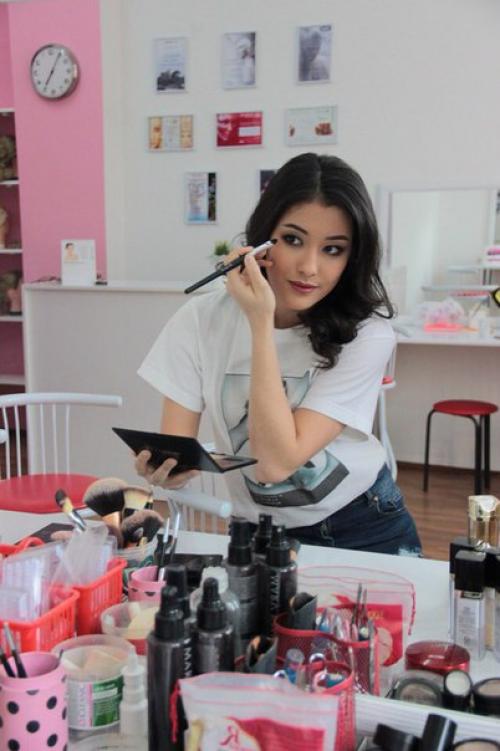 В Makeup School BE - Prof идет набор на курс? 02