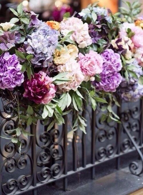 Доброе утро!   Удачного дня. 03