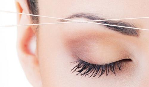 Воск, пинцет или нить: мы выбираем оптимальный способ коррекции бровей. 01 Воск, пинцет или нить: мы выбираем оптимальный способ коррекции бровей. 01