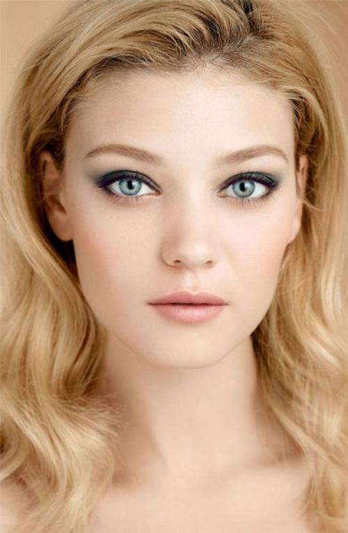 Как подчеркнуть скулы при помощи румян или бронзатов. 05 Как подчеркнуть скулы при помощи румян или бронзатов. 05