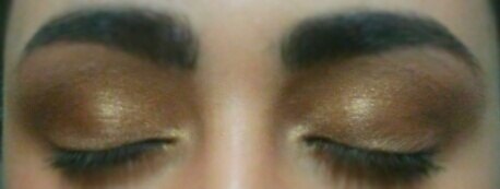 Макияж в осеннем стиле). Он подчеркнет всю красоту ваших глаз. 01