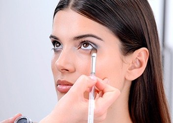 Шаг за шагом: макияж глаз в оттенках металлик. 02 Шаг за шагом: макияж глаз в оттенках металлик. 02