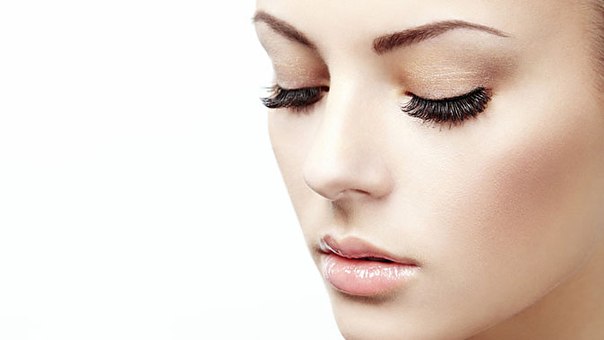 Поресничное наращивание. Сколько времени тратят женщины, чтобы их глаза приблизились к новому идеалу! 01 Поресничное наращивание. Сколько времени тратят женщины, чтобы их глаза приблизились к новому идеалу! 01