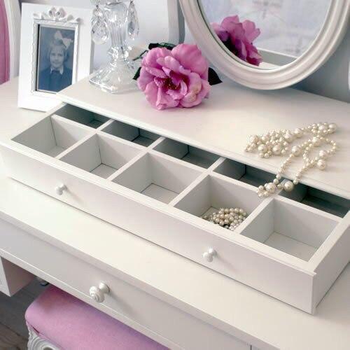 Дамское счастье: как обустроить туалетный столик мечты? 04