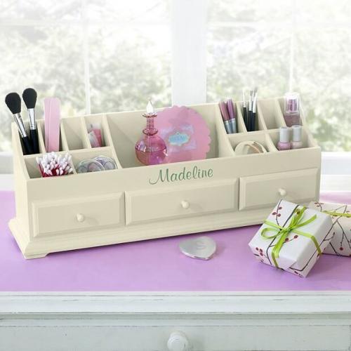 Дамское счастье: как обустроить туалетный столик мечты? 07