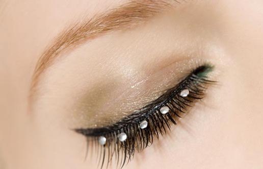 Накладные ресницы, мы добавляем выразительности новому взгляду. 06