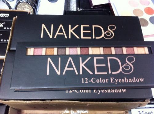 Палетка теней Naked2 12 цветов, в палетке 12 цветов в бежевых и коричневых тонах. 02