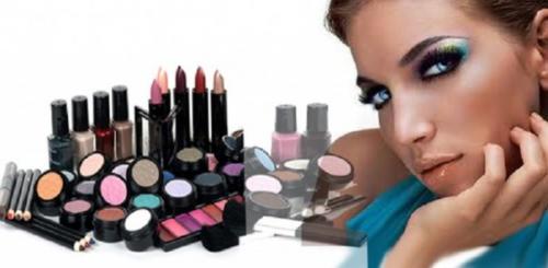 Краткая история?  Декоративной косметики. 01