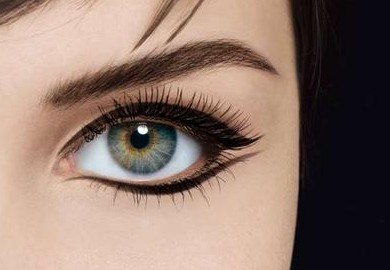 Тайное оружие всех женщин и незаменимый атрибут как дневного так и вечернего макияжа - подводка для глаз. 03