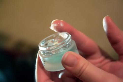 Не выспались?   Долго сидели у компьютера и теперь в глазах чувство сухости или жжения или возникло чувство как Песка Насыпали? 04