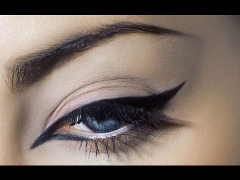 Тайное оружие всех женщин и незаменимый атрибут как дневного так и вечернего макияжа - подводка для глаз. 01